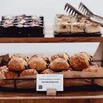 Hotel Pullman World Trade Center 4*