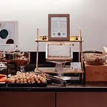 Pullman World Trade Center Hotel