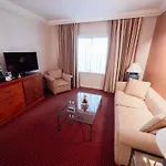 Pullman World Trade Center Hotel 4*