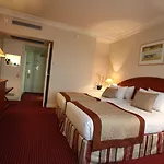 Pullman World Trade Center 4* Bucareste