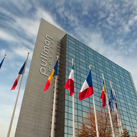 Pullman World Trade Center 4* Bukareszt