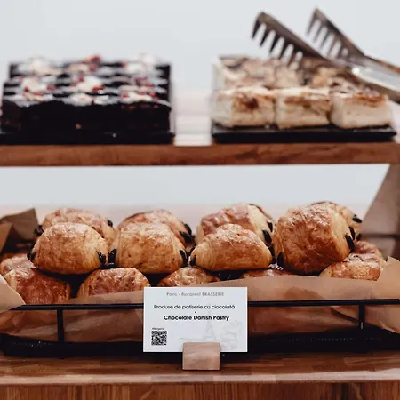 Hotel Pullman World Trade Center 4*