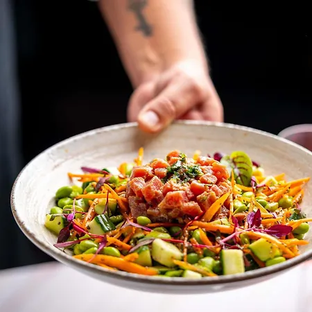 Pullman World Trade Center 4* Бухарест