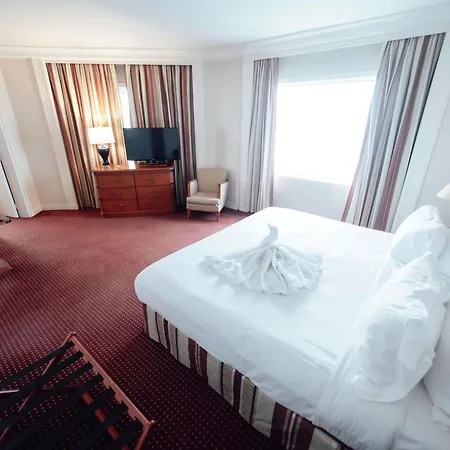 Pullman World Trade Center Отель 4*