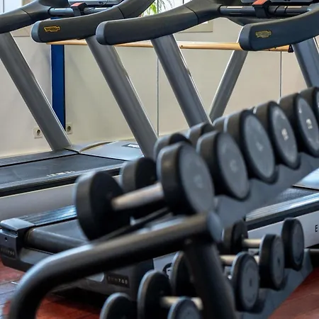 Pullman World Trade Center 4* Бухарест