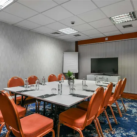Pullman World Trade Center Otel Bükreş