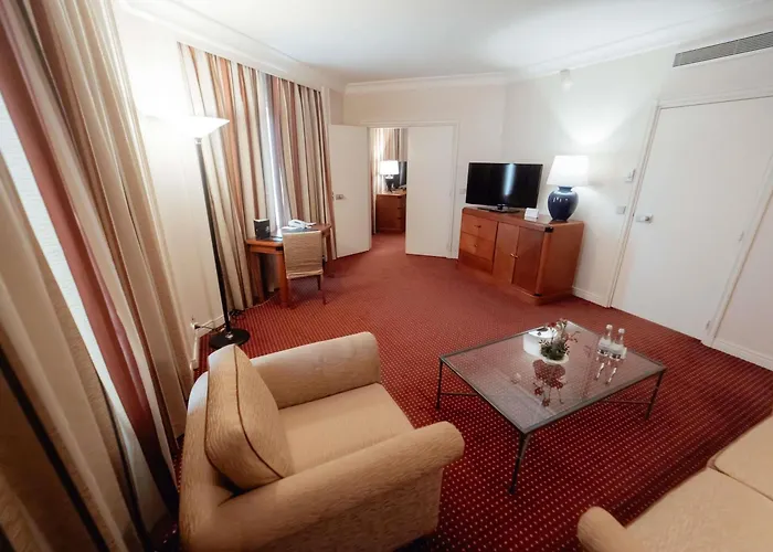 Pullman World Trade Center 4* Bucareste