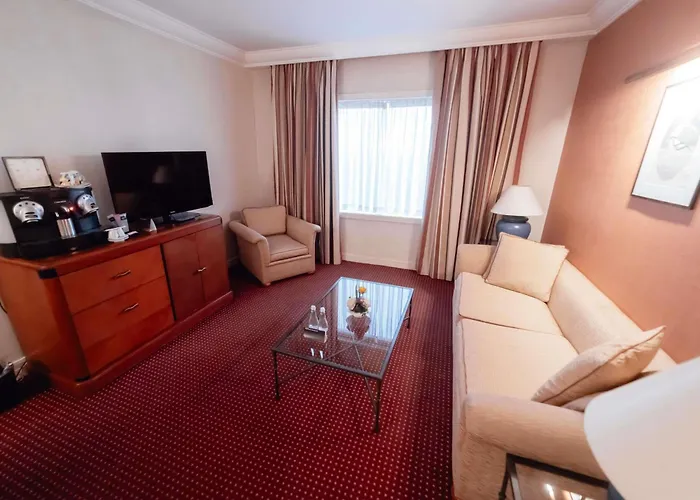 Pullman World Trade Center Szálloda 4*