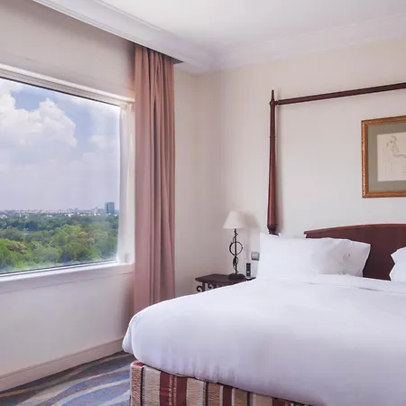 Pullman World Trade Center Hotel