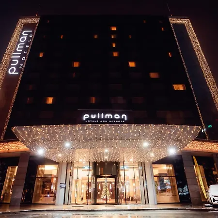 Pullman World Trade Center Hotel 4*