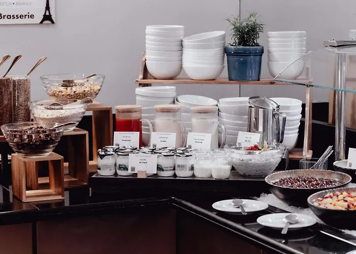 Pullman World Trade Center Otel 4*