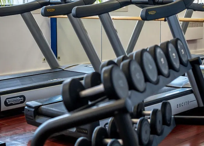 Pullman World Trade Center 4* Bükreş