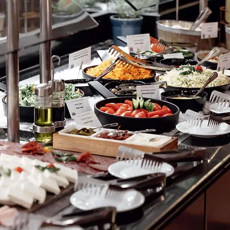 Pullman World Trade Center