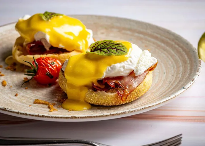 Pullman World Trade Center מלון